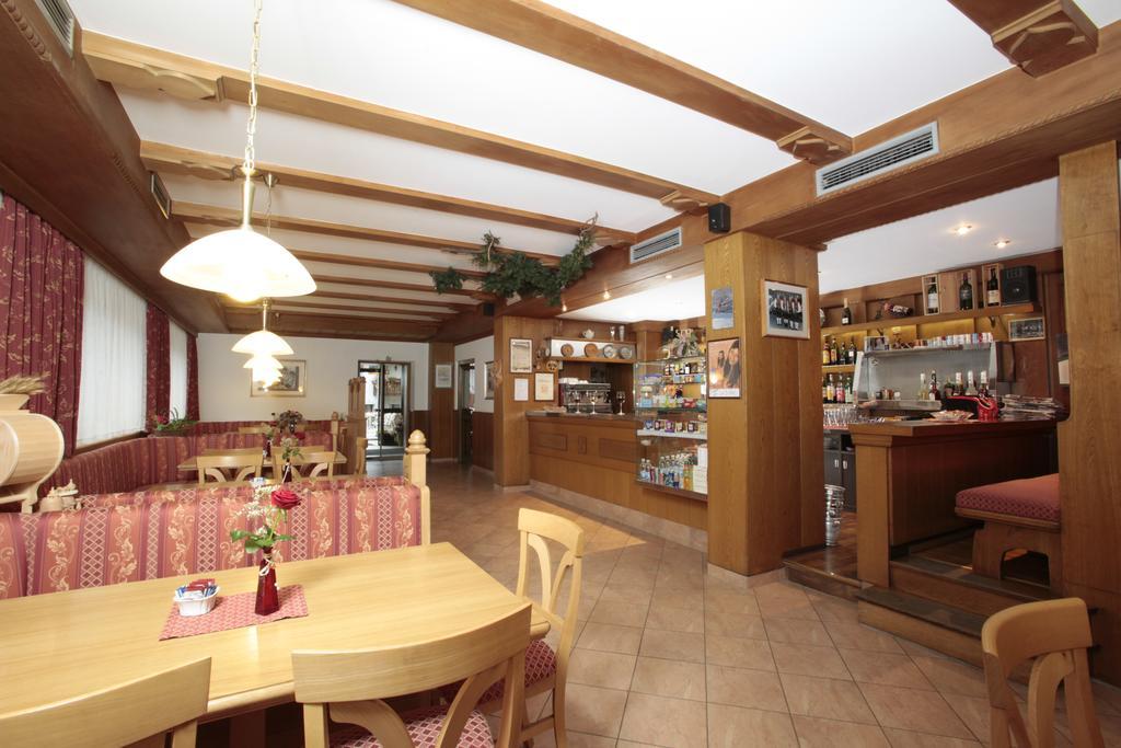 Hotel Alpino Plan Selva di Val Gardena Exteriör bild