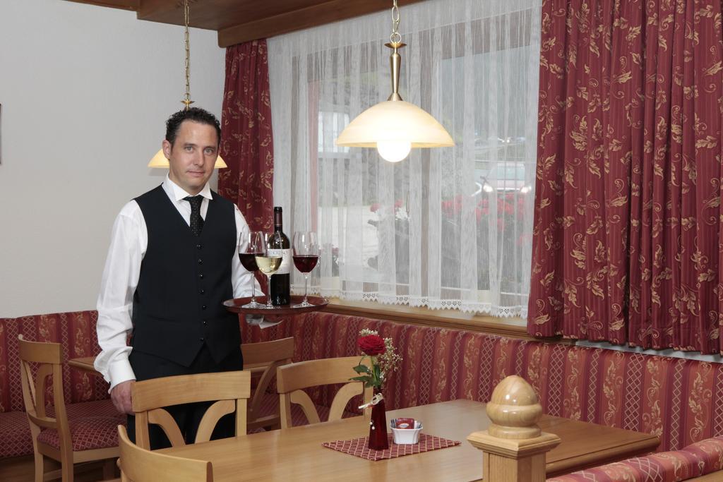 Hotel Alpino Plan Selva di Val Gardena Exteriör bild